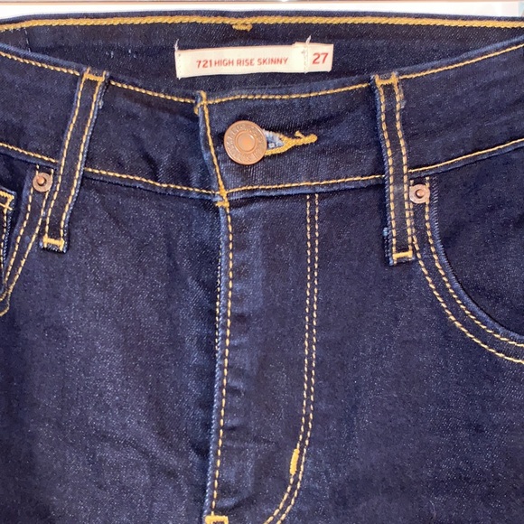 Levi’s Skinny Jeans - Picture 1 of 6